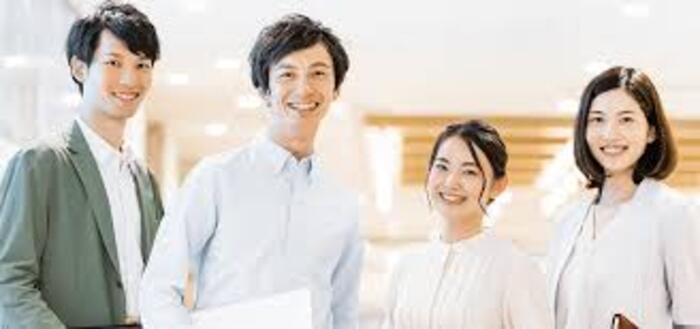 <b>展览策划与艺术设计服务</b>